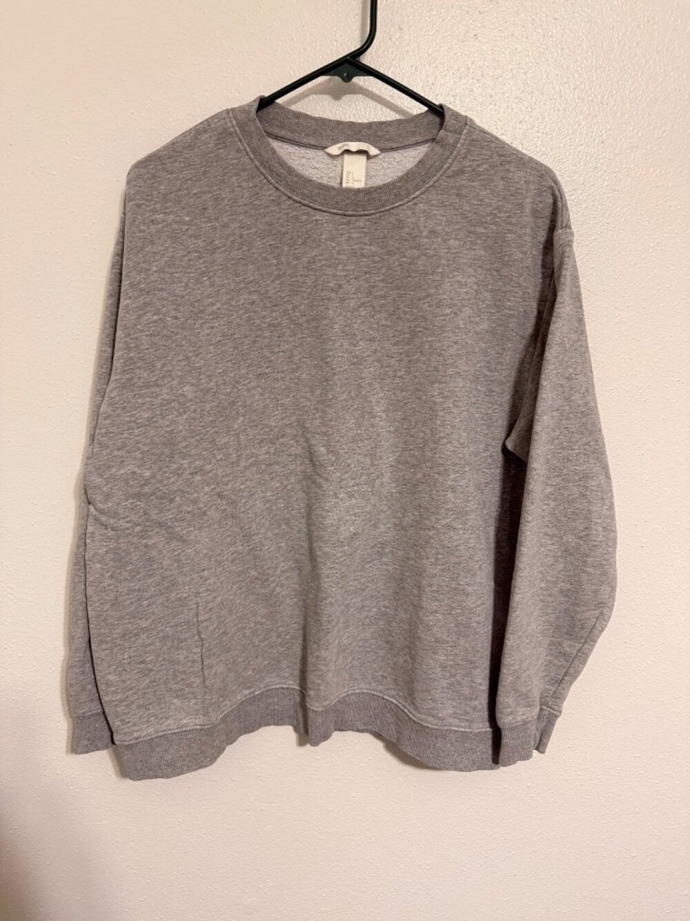 H &M Basic Sweatshirt Heather Gray Fleece Crewneck Size Unisex L